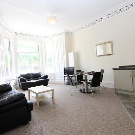 Central Two Bedroom Victorian Apartment With Free Parking Edimburgo Exterior foto